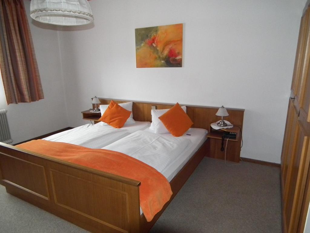Hotel Die Traube Admont Ruang foto