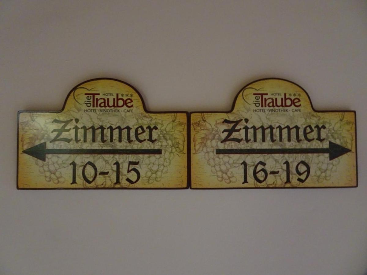 Hotel Die Traube Admont Bagian luar foto